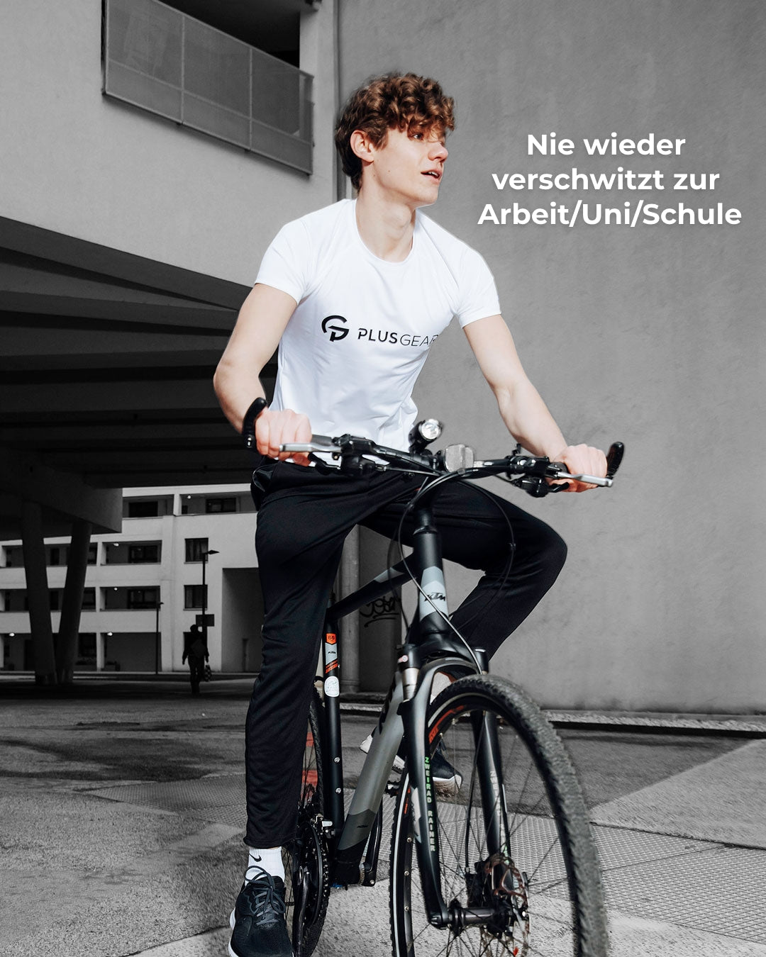 Bundle: NoSmell Shirt + Shorts